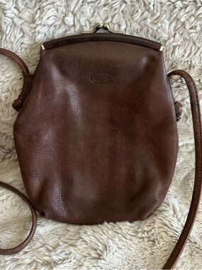 Vintage Fossil Kiss Lock Brown Leather Crossbody Bag